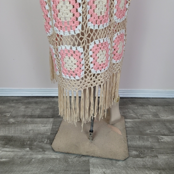 POL Kauai Crochet Long Tie Cardigan In Blush Beige Size Medium Granny Squares - Picture 13 of 14